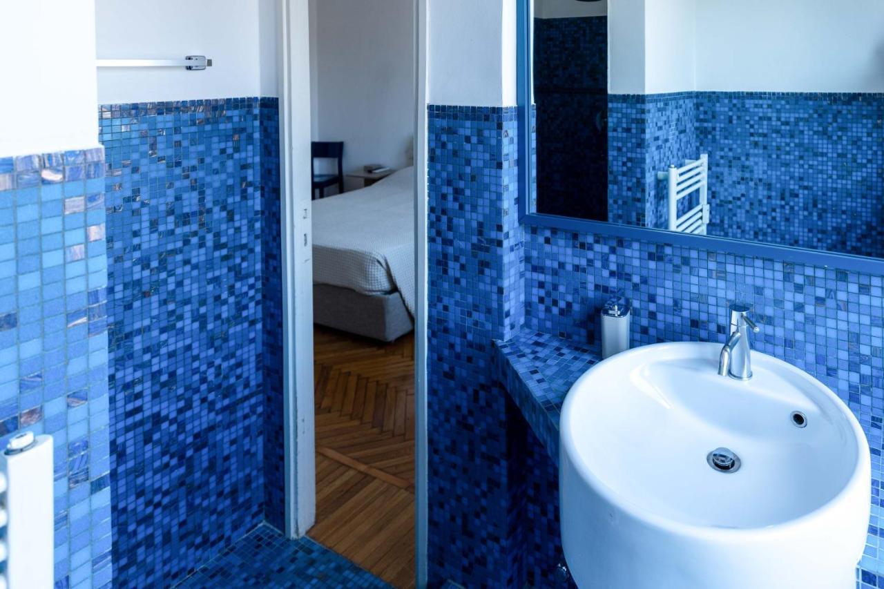 Milan Flat 5 Min From Duomo With Park For Small Cars Bagian luar foto